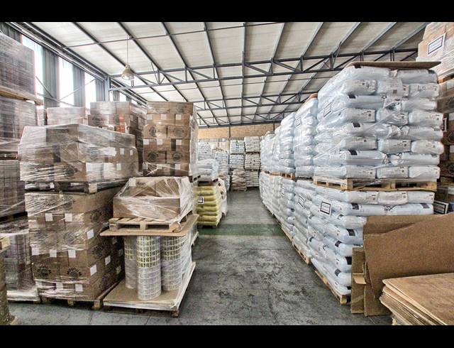 963M² WAREHOUSE TO LET IN HOOGLAND